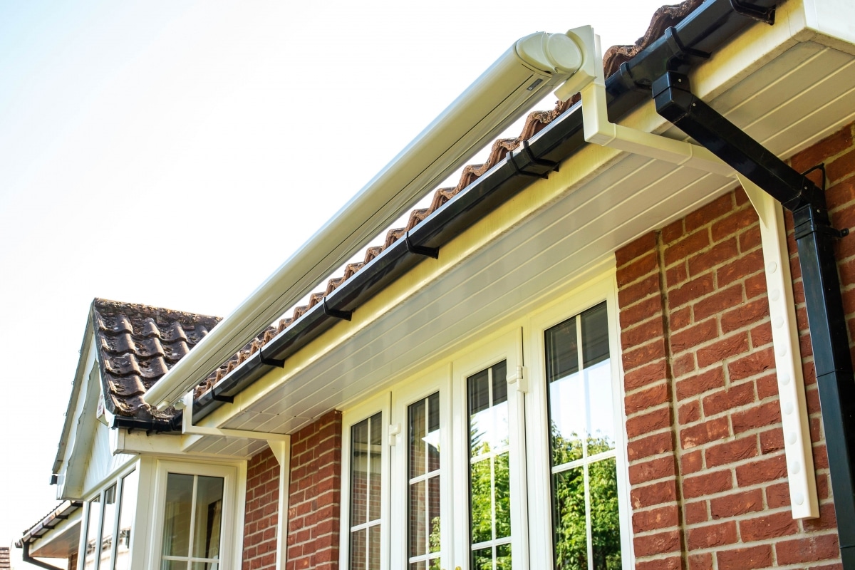 Patio Awning on Cantilever Gutter Brackets