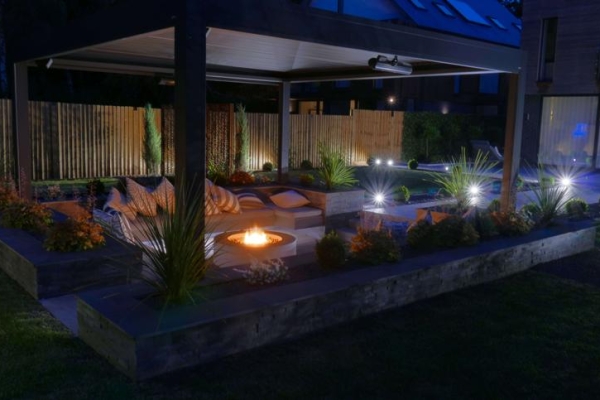 Deluxe outdoor living pod with fire pit