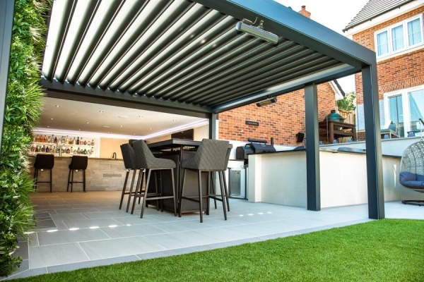 Pergola outdoor living area
